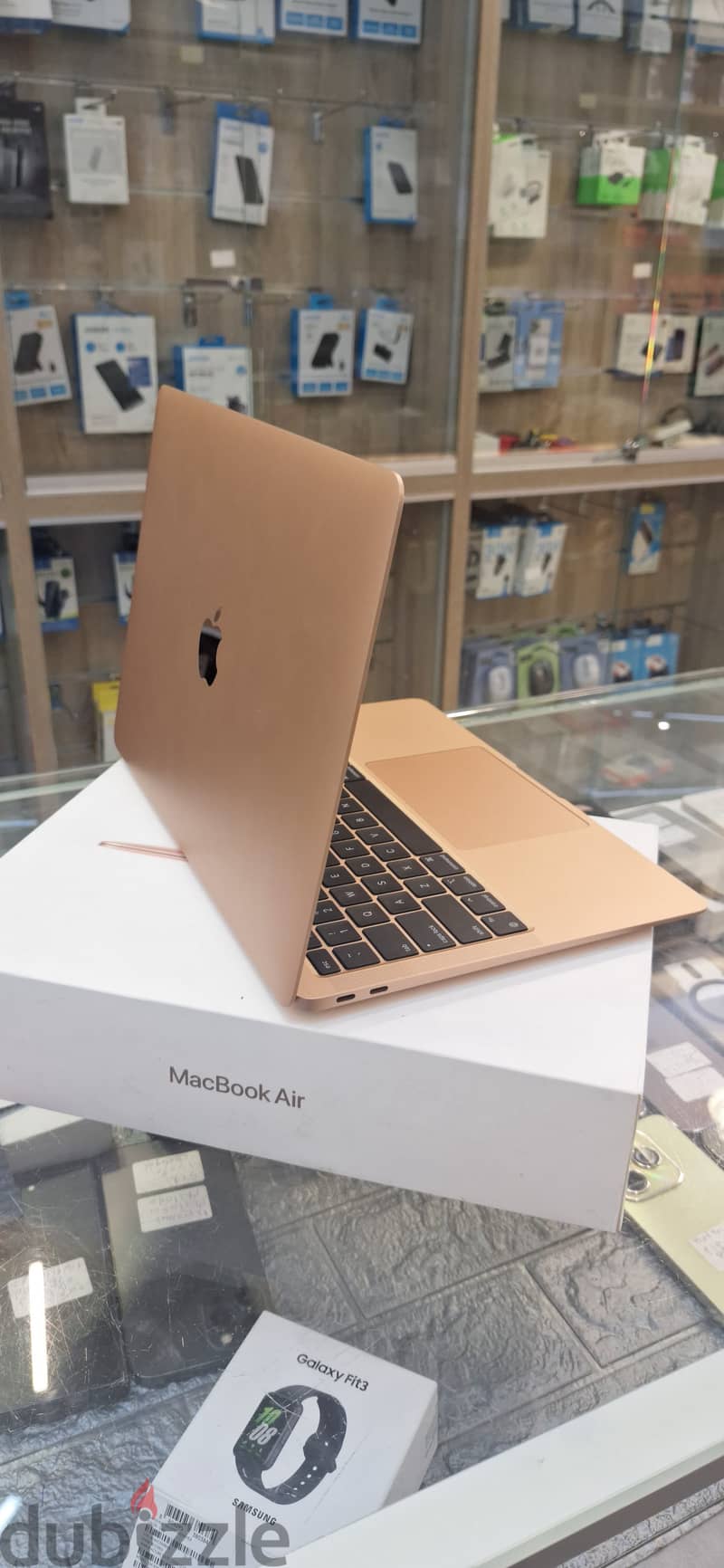 Used macbook air 13 m1 8/256gb gold MGND3  *117 cycle 0