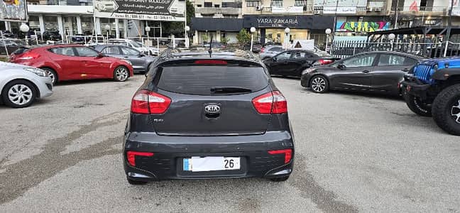 Kia Rio 2015 hatchback f. o ABS AIRBAG RIMS like new