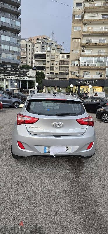 Hyundai Elantra GT 2016 f. o ABS AIRBAG hatchback like new