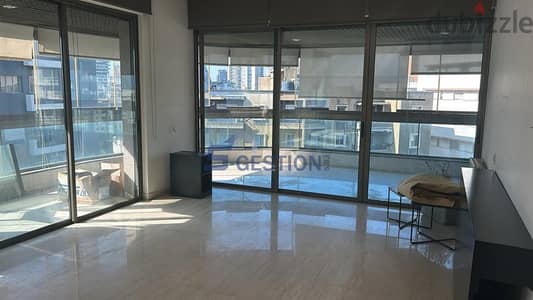 Apartment For Sale In Achrafieh / شقة للبيع في الأشرفية