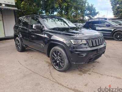 Jeep Grand Cherokee 2017 ( no accident /original paint)