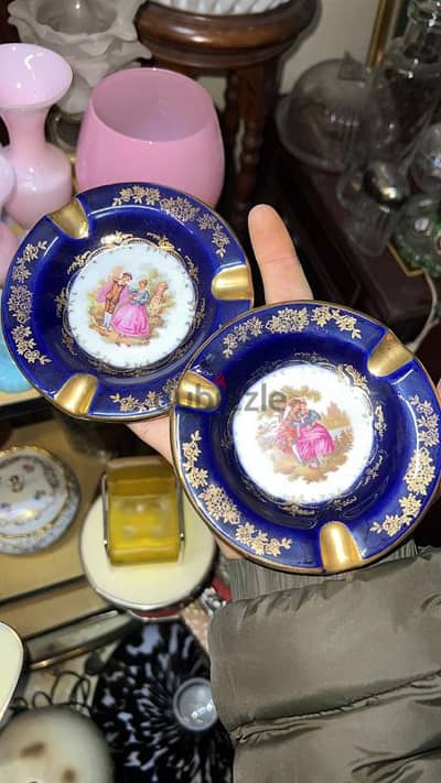 ashtray limoges france منفضة عدد 2  ليموج فرنسي اصلي ممضي سعر لقطة