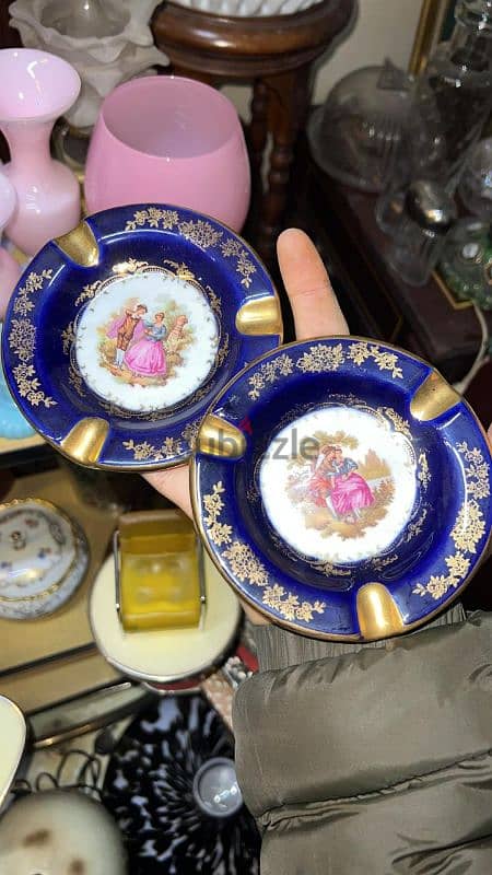 ashtray limoges france منفضة عدد 2  ليموج فرنسي اصلي ممضي سعر لقطة 0