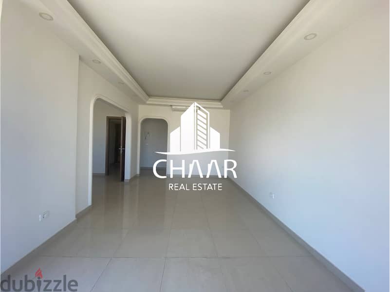 #R2262 -  Apartment for Rent in Ras El Nabeh 0