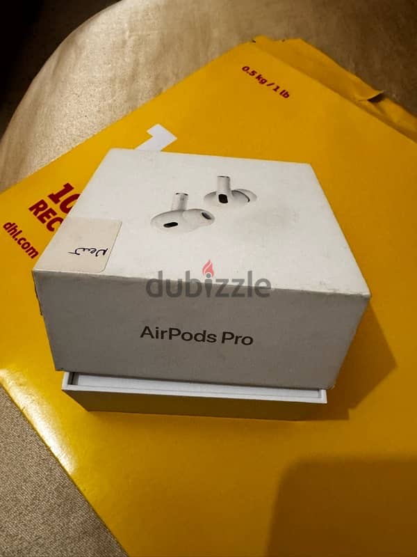 airpods pro 2nd generation with magsafe case 1