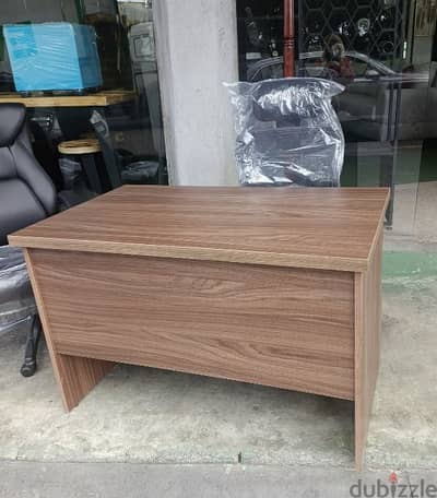 مكتب لاميكا. Desk lamaika 120cm