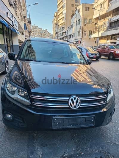 Volkswagen Tiguan 2012 full option