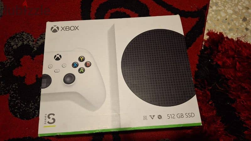 Xbox Series S 4