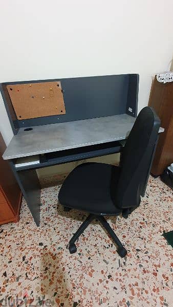 Office desk & Chair 1