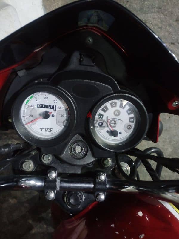 tvs hlx 150cc like new 2