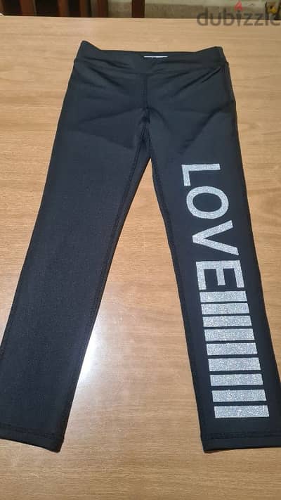 Love leggings pants