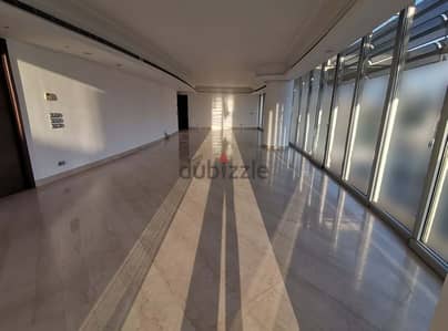 SPACIOUS APARTMENT IN VERDUN PRIME (550SQ) 4 MASTER BEDS , (BT-1038)