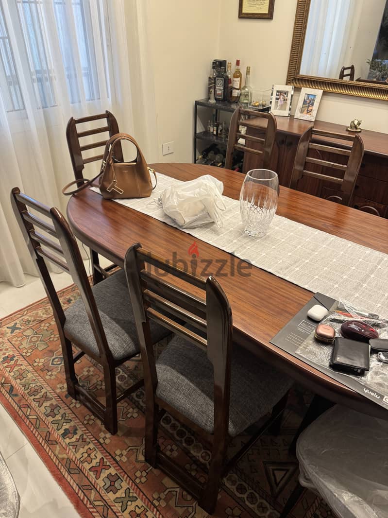 used like new dining chairs - no scratches 1