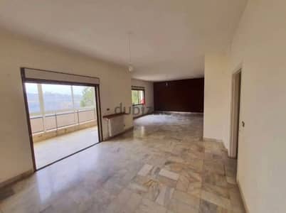 Terrace 150 m² + 200 m² Apartment for sale in Mansourieh