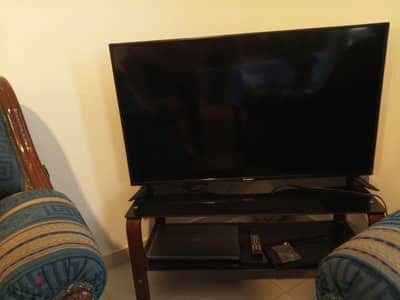 Hyundai 34" TV