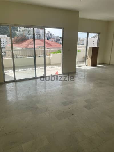 Apartment for sale in Awkar شقة للبيع في عوكر