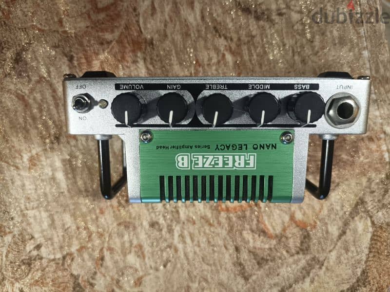 Hotone Freeze B amp head 1