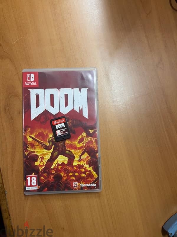 DOOMS perfect condition + case 0