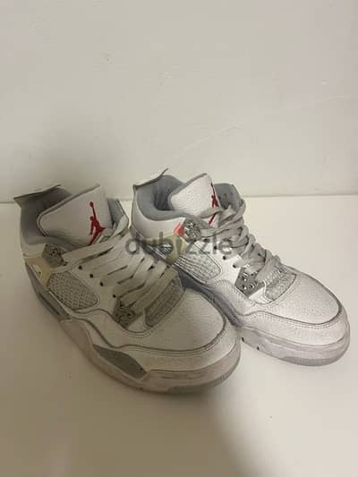 AIR JORDAN 4 size 35/36