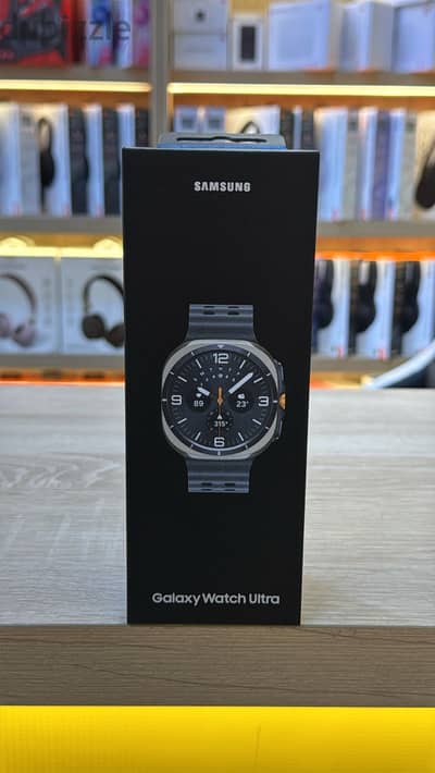 Samsung Galaxy Watch Ultra 47mm Titanium silver Marine Amazing & good