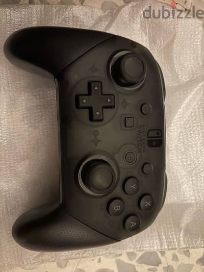 Nitendo Switch Pro Controller | 50$