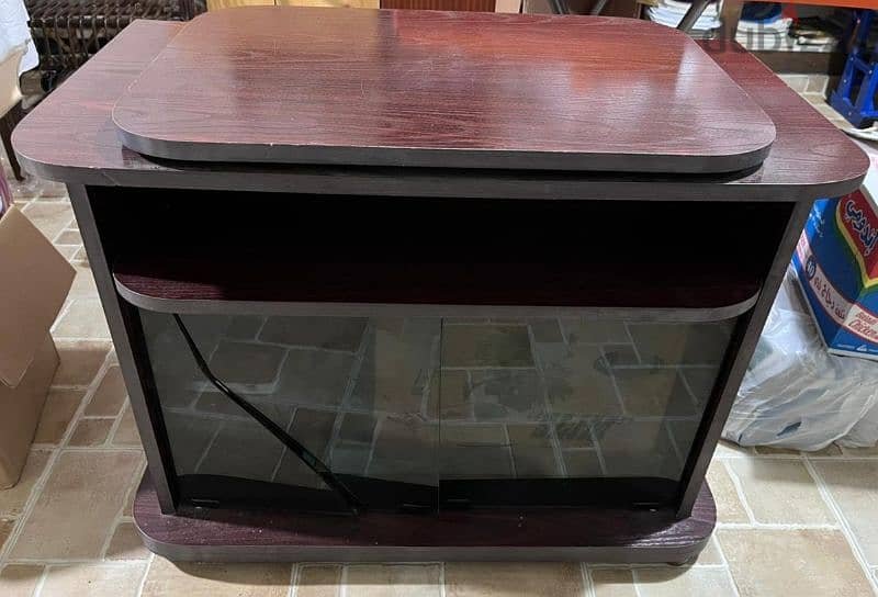 Tv table طاولة تلفزيون 0