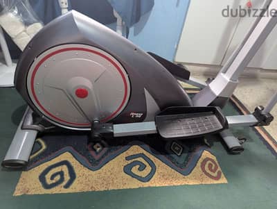 Elliptical fitness line