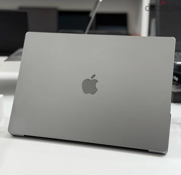 Macbook Pro M1 Pro 16 inch 0