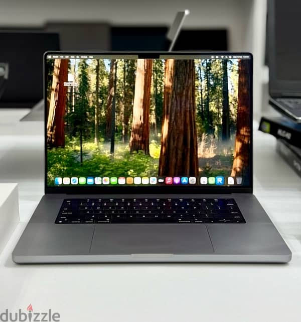 Macbook Pro M1 Pro 16 inch 0