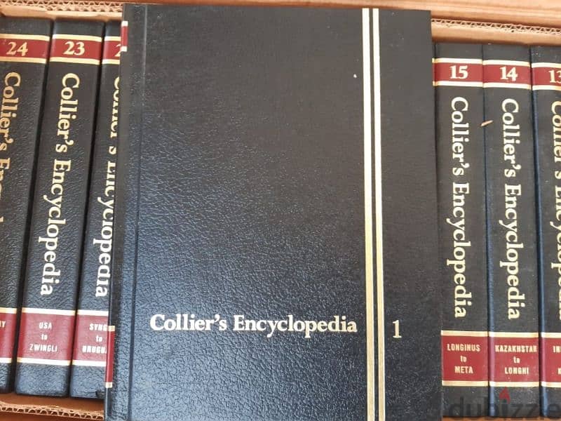 Collier’s Encyclopedia Set (1996) – Excellent Condition! 2