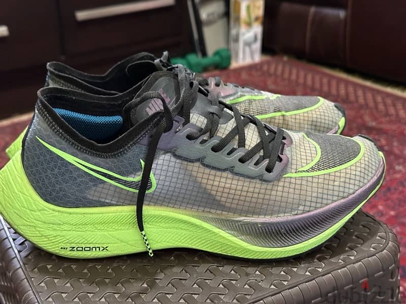 NIKE vaporfly 2 6