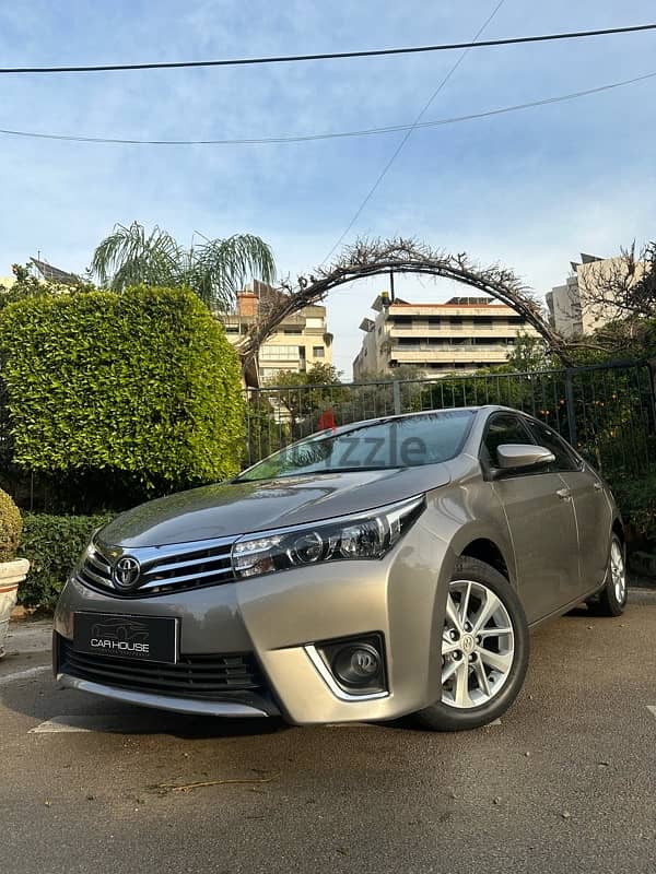 Toyota Corolla 2015 0