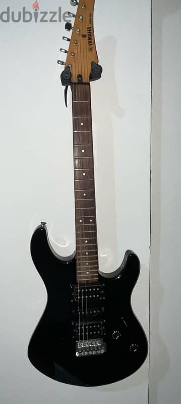 Yamaha Electric Guitar 2