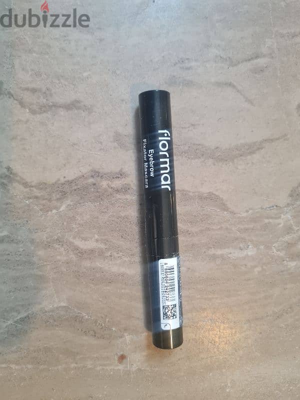 Eyebrow Fixator Mascara flormar 1