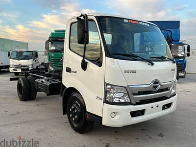 Hino 300 / 714