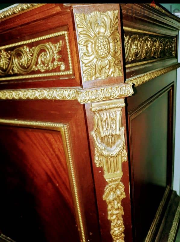 Louis XVI bed 1