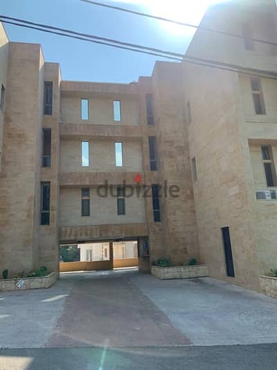 Apartment for rent in Adma