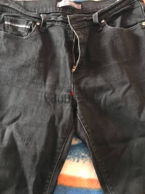 black levis jean L 0