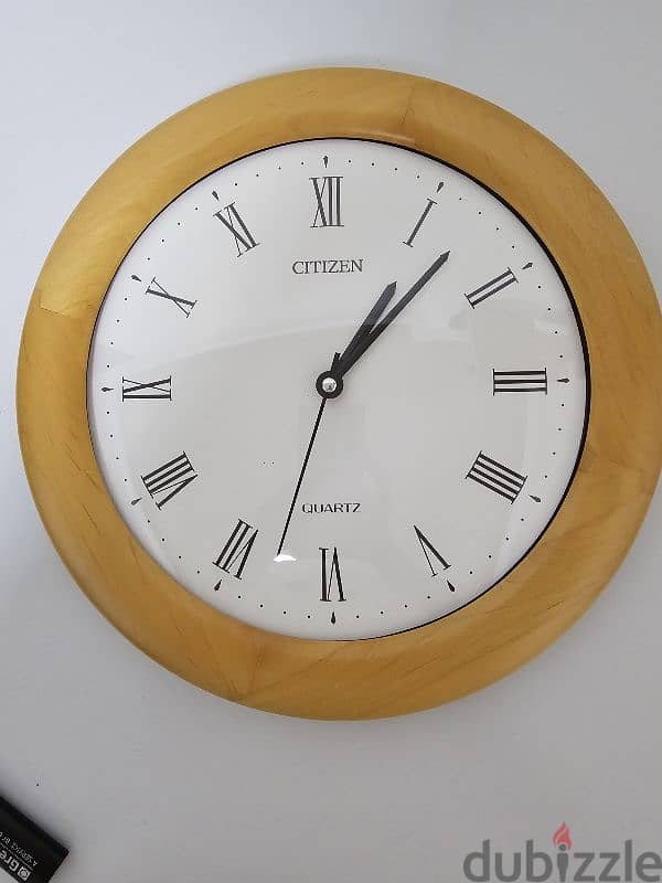 Wooden clock 0