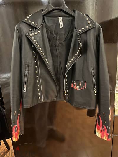 leather jacket used like new worn twice only