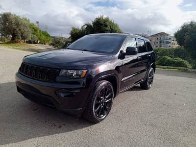 Jeep Grand Cherokee 2018 Altitude Black Edition