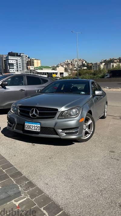 FOR SALE - Mercedes Benz 2012 Coupé - One of the amazing cars