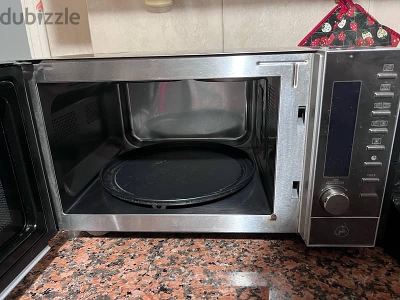 Microwave and Airfryer for sale 50$ 4