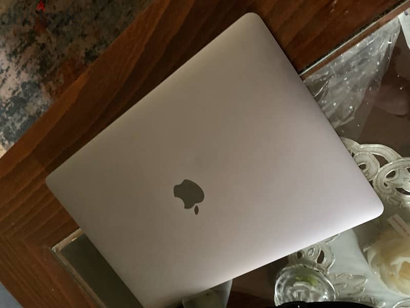 Macbook pro 2017 0