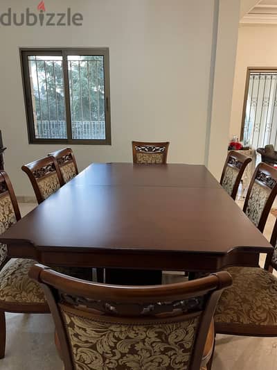 Dining table (8-Seater) + Mirror