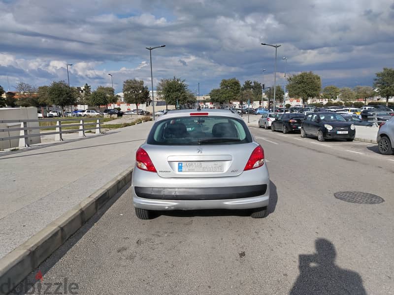 Peugeot 207 2010 0