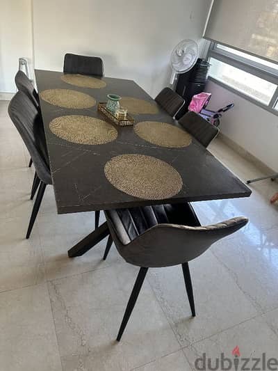 new dinning table with chairs