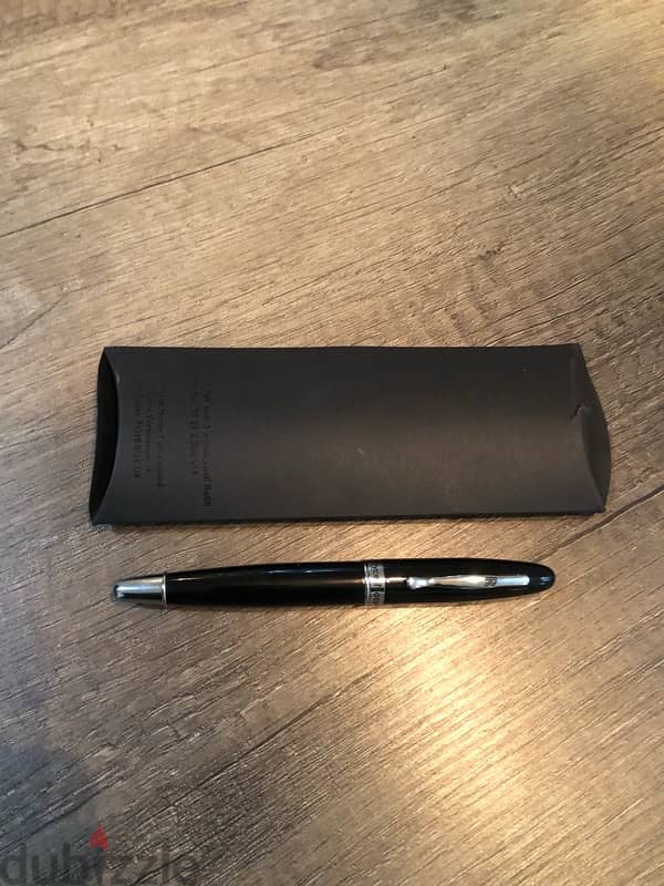 Rollsroyce pen like new. 160$ 5