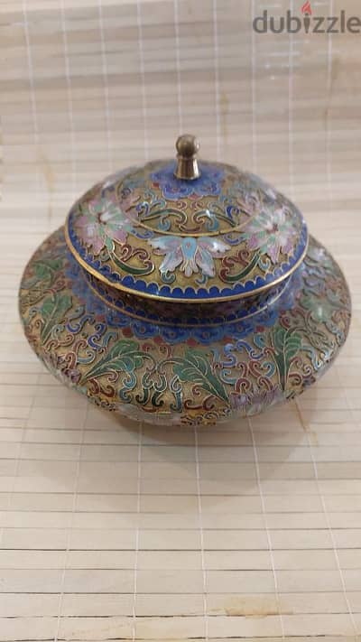 Cloisonné بونبونييرة كلوازونيه