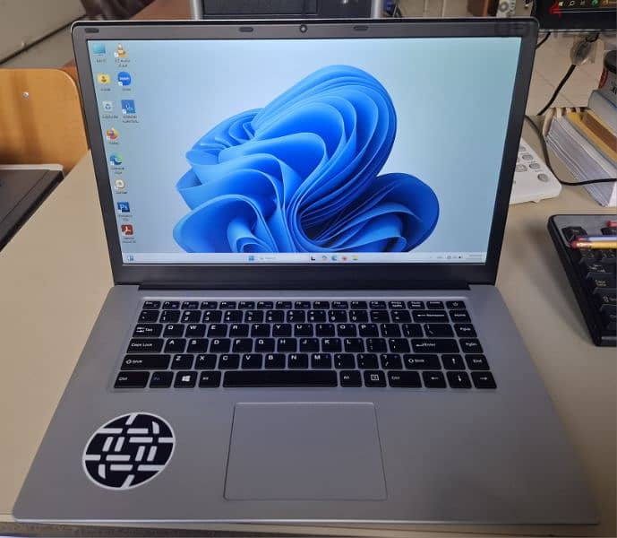 Laptop with intel J3455 CPU, 8GB RAM, 256GB SSD 2